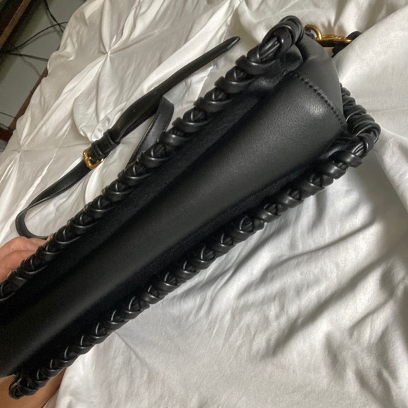 Melie Bianco black crossbody bag - Picture 4 of 4